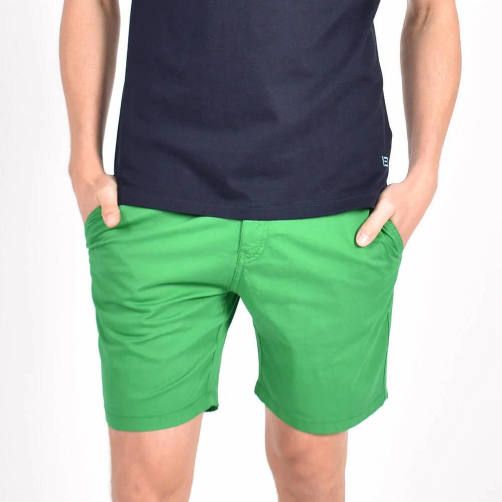 NEW EIGHT X slim fit chino shorts in green